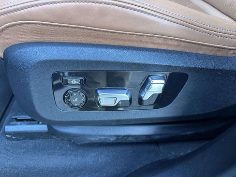 Used 2023 BMW X5 xDrive45e w/ M Sport Package image 18