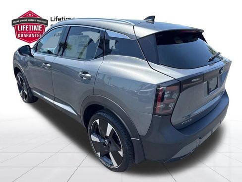 New 2026 Nissan Kicks SR w/ SR Premium Package FWD image 7