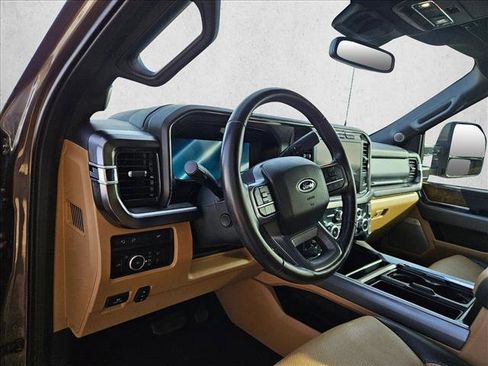 Certified 2023 Ford F250 Lariat w/ Lariat Ultimate Package image 10