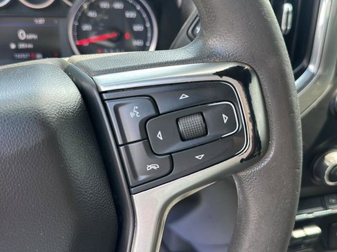 Used 2021 Chevrolet Silverado 2500 LT image 17