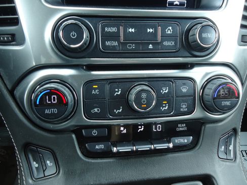 Used 2019 Chevrolet Tahoe LT AWD/4WD image 19
