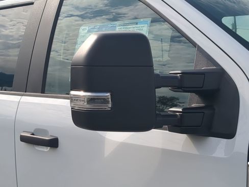 New 2025 Ford F450 XL w/ XL Chrome Package image 10