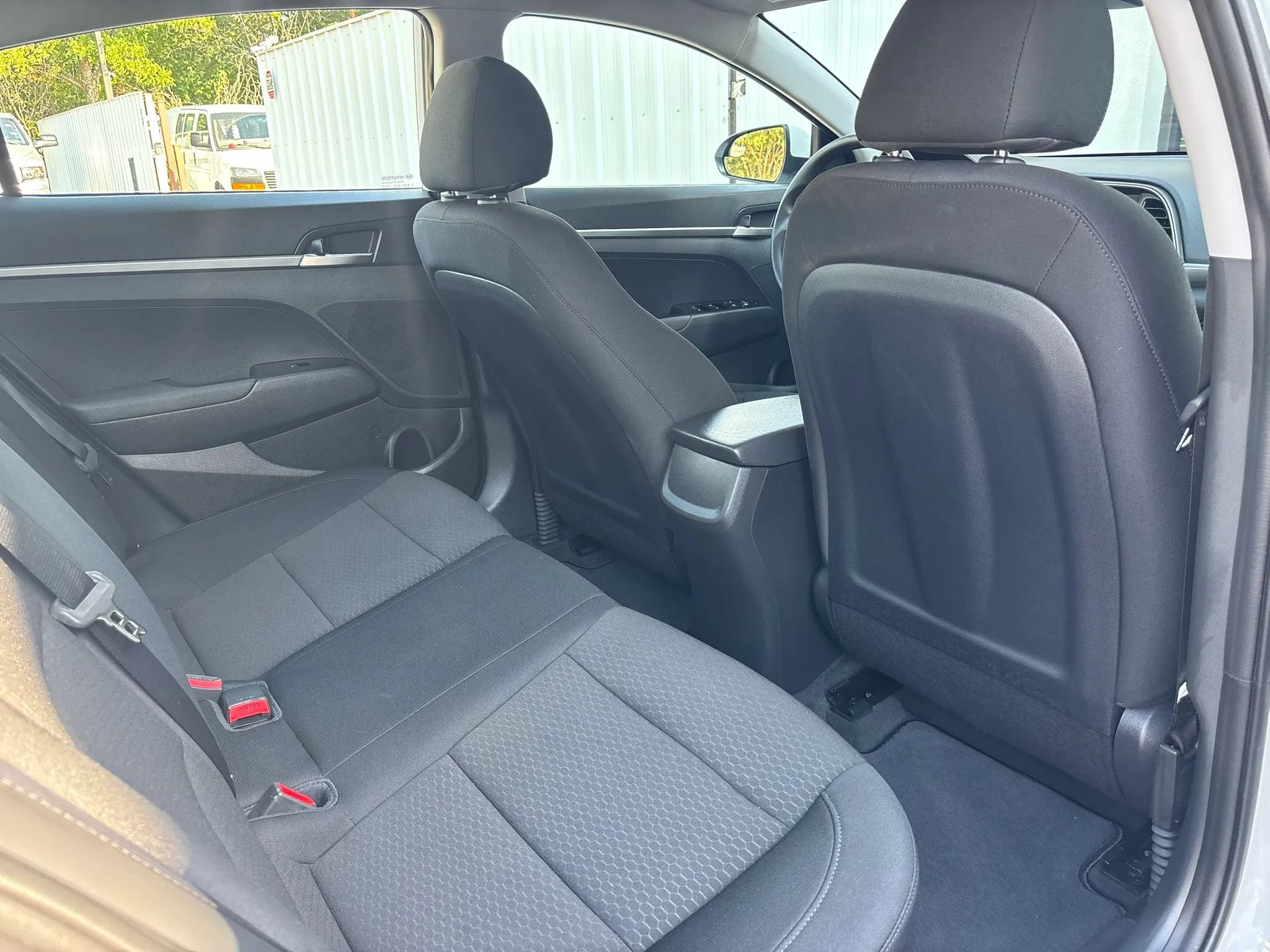 Used 2020 Hyundai Elantra SE w/ Cargo Package (C1) FWD image 46