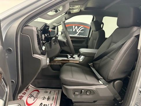 New 2026 GMC Sierra 3500 SLE w/ SLE Convenience Package image 12