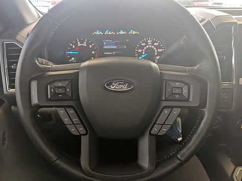 Used 2017 Ford F150 XLT w/ Equipment Group 302A Luxury AWD/4WD image 15