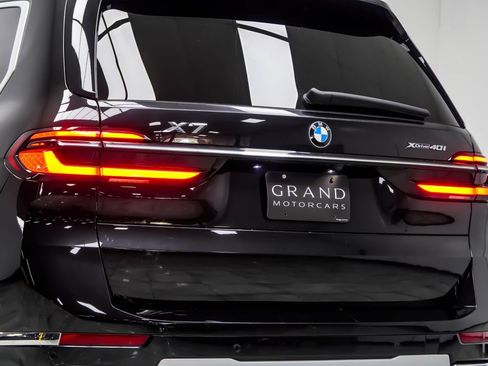 Used 2024 BMW X7 xDrive40i AWD/4WD image 14