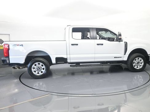 Used 2024 Ford F250 XLT AWD/4WD image 7