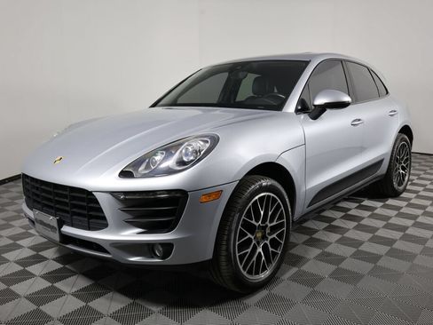 Used 2017 Porsche Macan S AWD/4WD image 5