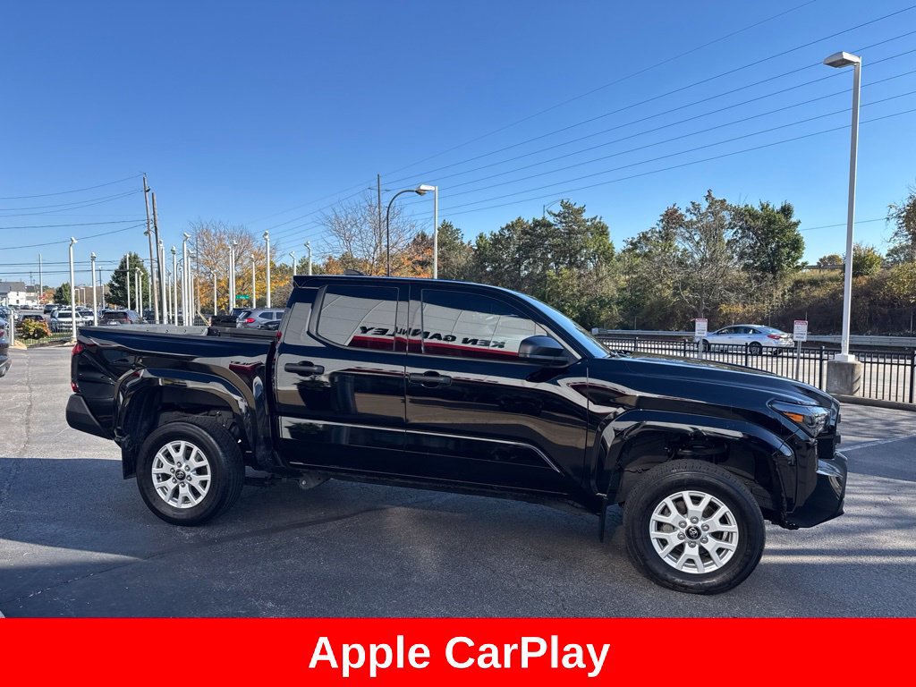 Certified 2024 Toyota Tacoma SR AWD/4WD image 9