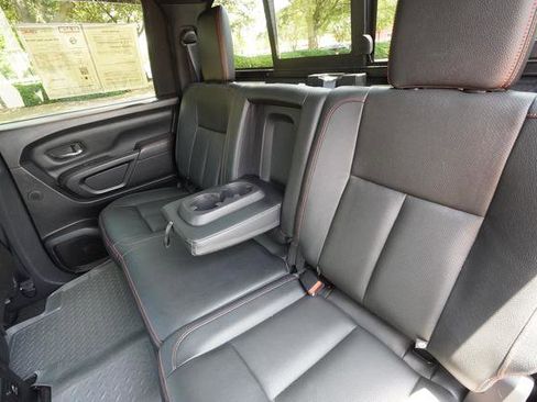 Used 2021 Nissan Titan PRO-4X w/ Pro-4x Convenience Package AWD/4WD image 32