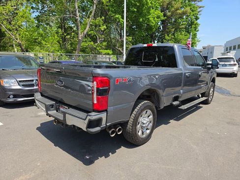 Used 2023 Ford F350 Lariat w/ Chrome Package AWD/4WD image 4