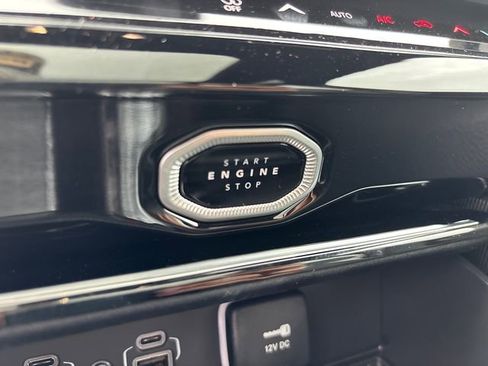 New 2026 Jeep Grand Cherokee L Limited AWD/4WD image 19