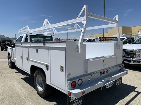 New 2025 Ford F350 XL w/ XL Chrome Package RWD image 5