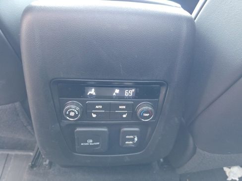 Used 2024 Buick Enclave Avenir w/ Avenir Technology Package image 15