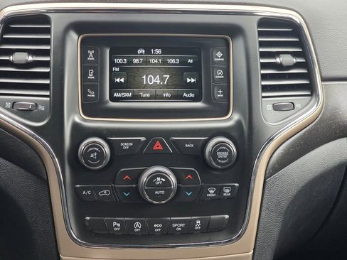 Used 2017 Jeep Grand Cherokee Laredo w/ Quick Order Package 23E image 13