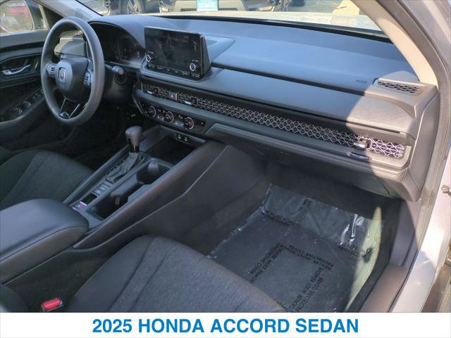 Certified 2025 Honda Accord SE image 25