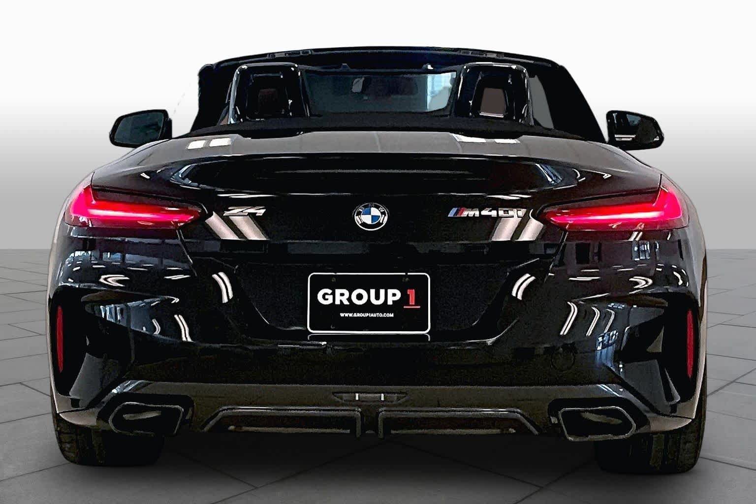 Used 2022 BMW Z4 M40i w/ Premium Package RWD image 4