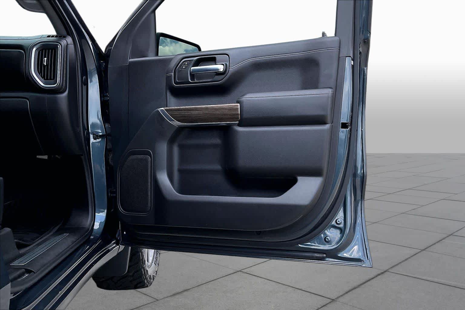 Used 2020 Chevrolet Silverado 1500 LT w/ Texas Edition RWD image 22