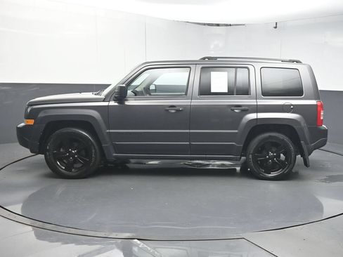 Used 2015 Jeep Patriot Sport FWD image 5