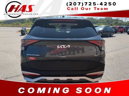 Used 2023 Kia Sportage EX AWD/4WD image 5