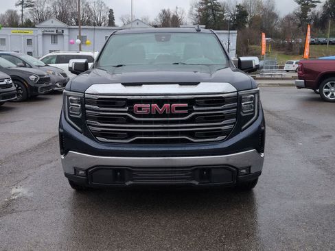 Used 2022 GMC Sierra 1500 SLT image 3