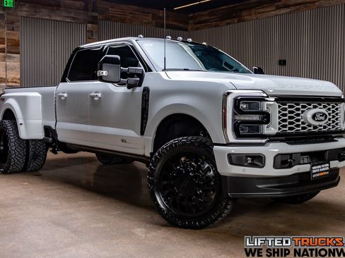Used 2026 Ford F350 Platinum w/ FX4 Off-Road Package AWD/4WD image 1