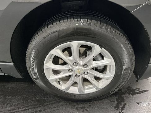 Used 2020 Chevrolet Equinox LT AWD/4WD image 8