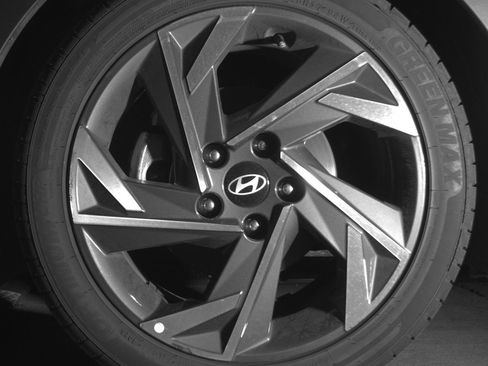 Used 2025 Hyundai Elantra SEL FWD image 12