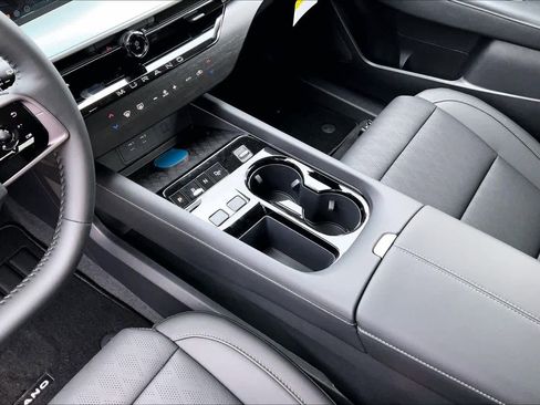 New 2026 Nissan Murano Platinum AWD/4WD image 7