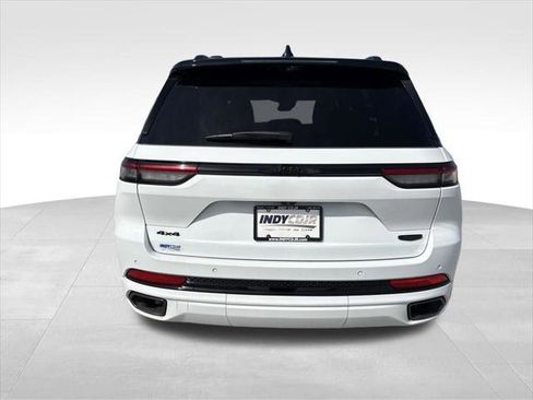Certified 2024 Jeep Grand Cherokee Summit AWD/4WD image 5