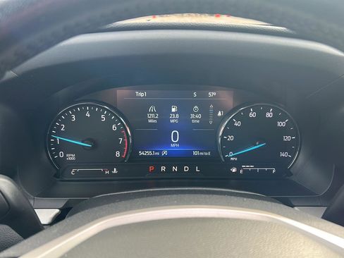 Used 2022 Ford Explorer XLT w/ Equipment Group 202A image 17