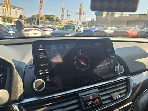 Used 2021 Honda Accord Sport Special Edition image 25
