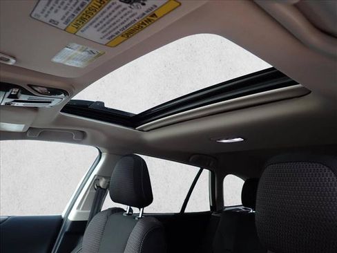 Used 2024 Subaru Outback Premium AWD/4WD image 15