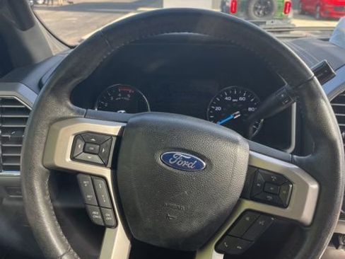 Used 2017 Ford F350 Lariat w/ Lariat Ultimate Package AWD/4WD image 10