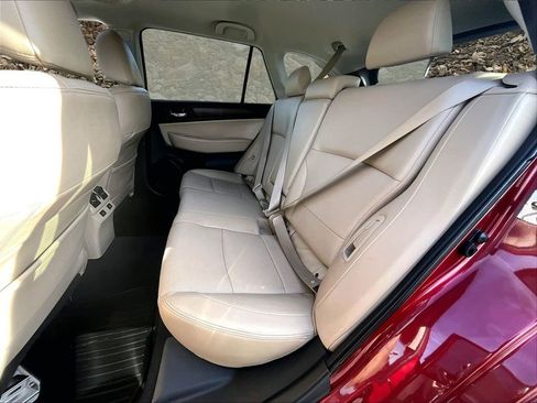 Used 2016 Subaru Outback 2.5i Limited image 24