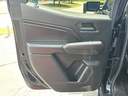 Used 2024 Chevrolet Colorado Trail Boss w/ Technology Package AWD/4WD image 22