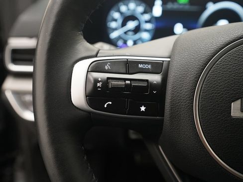 Used 2025 Kia Sportage X-Pro AWD/4WD image 18