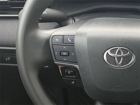 Certified 2025 Toyota Camry LE image 12