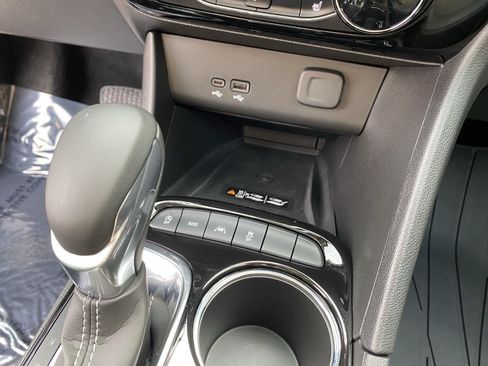 Certified 2026 Buick Encore GX Sport Touring w/ Advanced Technology Package AWD/4WD image 19