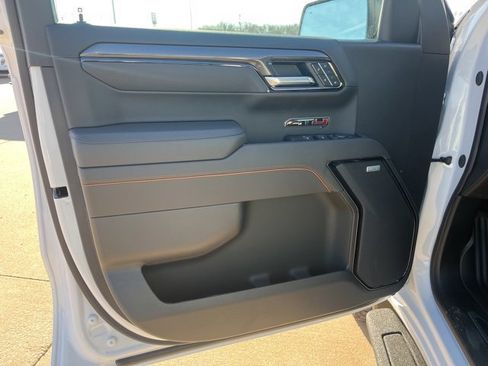 New 2026 GMC Sierra 1500 AT4 w/ AT4 Premium Package image 13