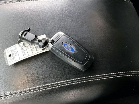 Used 2020 Ford Explorer Limited RWD image 13