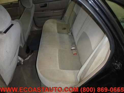 Used 2005 Ford Taurus SE image 12