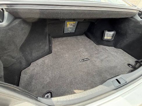 Used 2007 Lexus LS 460 RWD image 19