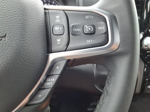 Used 2026 RAM 2500 Big Horn AWD/4WD image 28