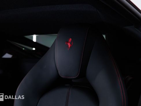Used 2022 Ferrari F8 Tributo RWD image 27