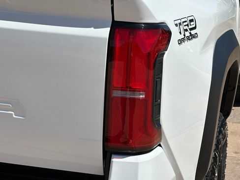 New 2026 Toyota Tacoma TRD Off-Road AWD/4WD image 32