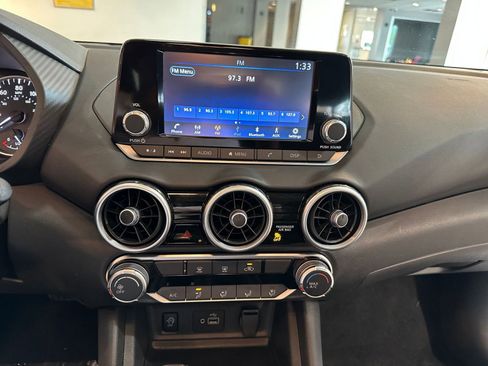 Used 2025 Nissan Sentra S FWD image 17