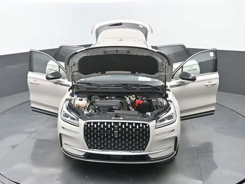 Used 2024 Lincoln Corsair Reserve FWD image 32