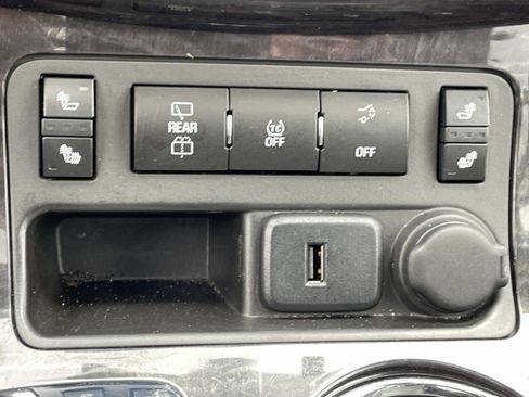 Used 2017 Buick Enclave Leather image 28