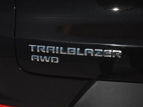 Used 2025 Chevrolet TrailBlazer LT image 26
